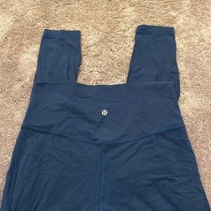 Lululemon leggings size 8